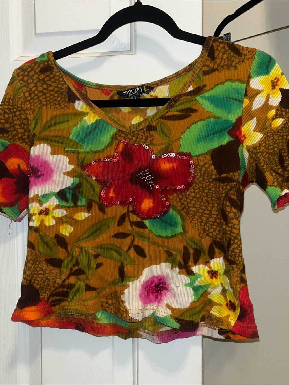 Chaudry V-Neck Floral Sequin Crop Top in Mustard Multi